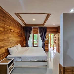 Standard Eck-Zimmer mit Kingsize-Bett